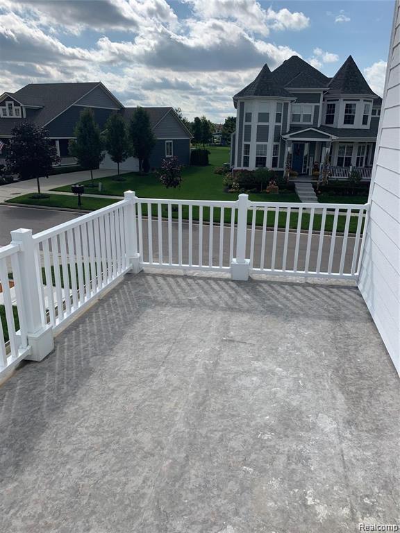 53502 CHAMPLAIN Street, Macomb, MI 48042 — Photo 12