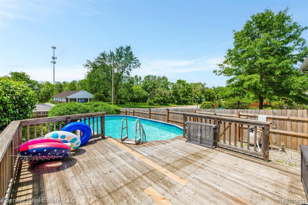 600 TURNBULL Street, Lapeer, MI 48446 — Photo 27