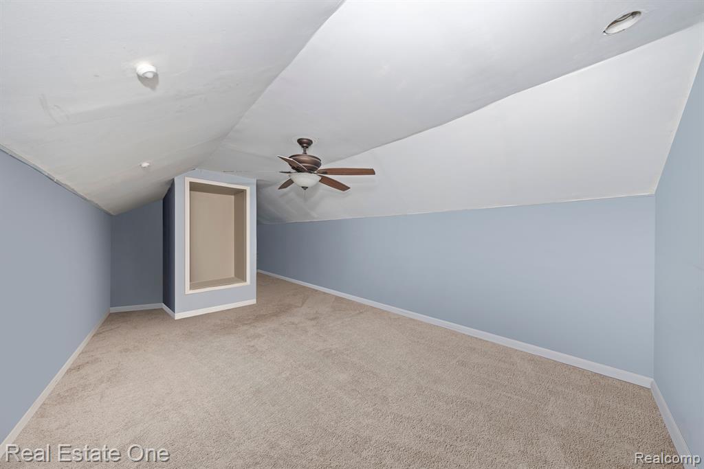 8251 STATE PARK, Center Line, MI 48015 — Photo 20