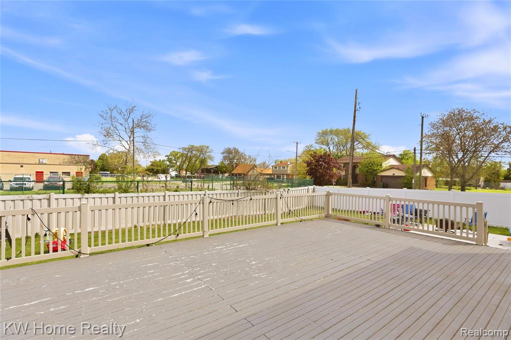 16102 Orchard Drive, Southgate, MI 48195 — Photo 36