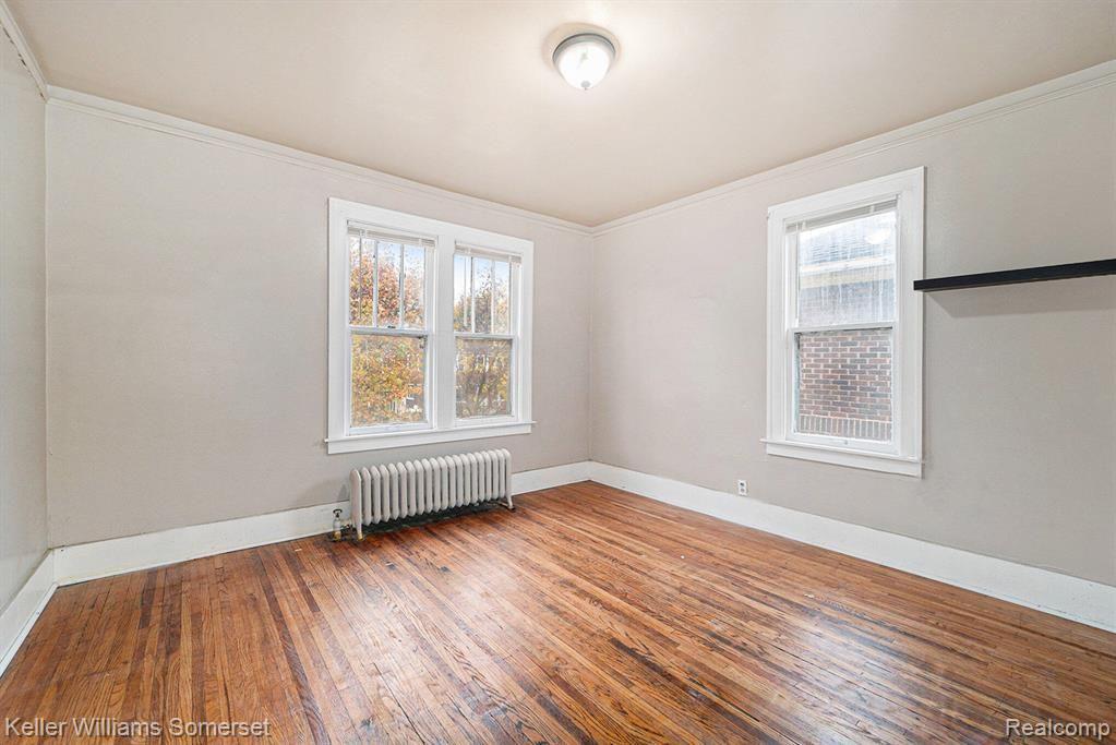 568 CHALMERS Street, Detroit, MI 48215 — Photo 12