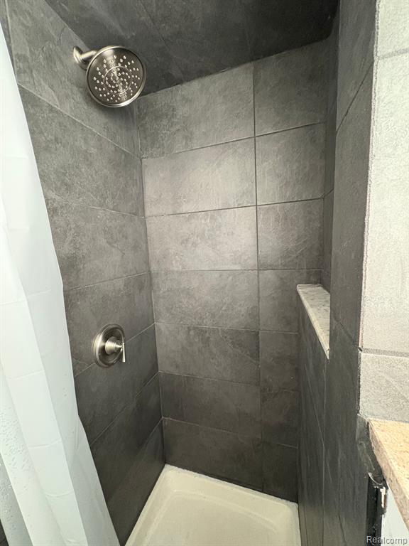 40006 STIMPSON Drive, Sterling Heights, MI 48310 — Photo 11