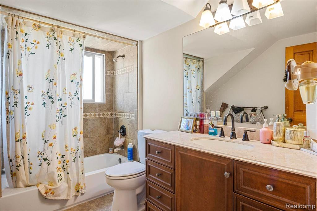 3985 Wadhams Road, China, MI — Photo 23