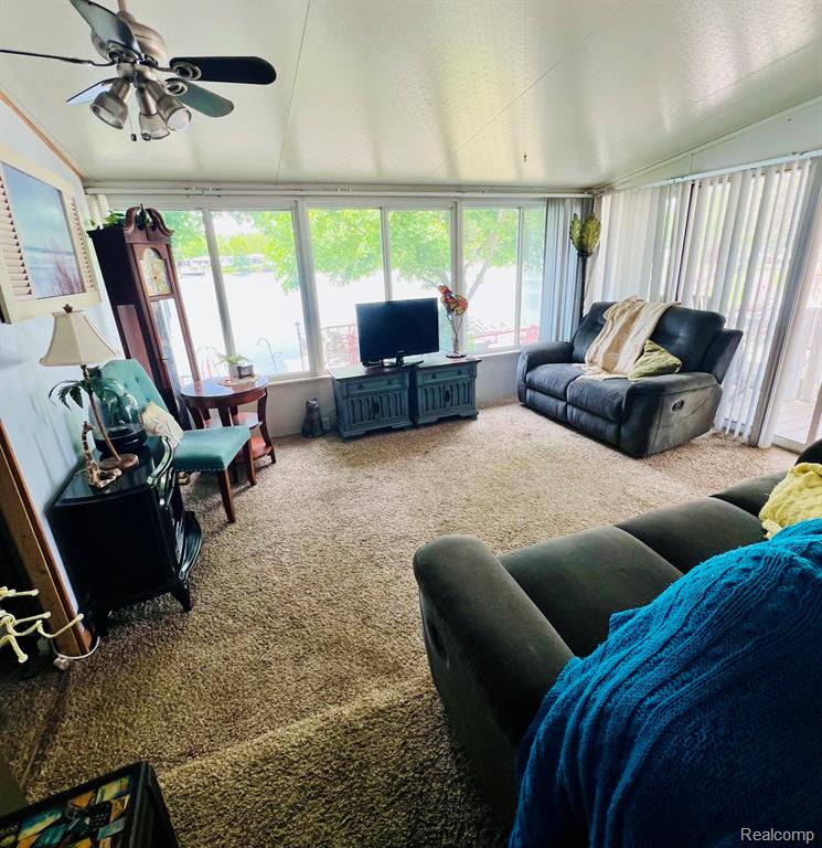 10001 E Goodall Road, 404, Durand, MI 48429 — Photo 14