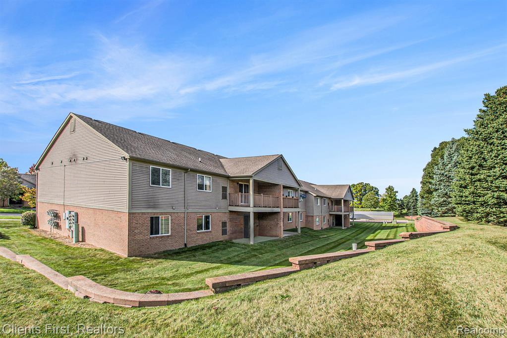 1441 Duncan Drive, Chelsea, MI 48118 — Photo 19