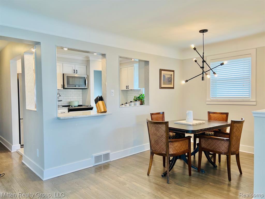 539 EDGEWOOD Place, Ferndale, MI 48220 — Photo 3