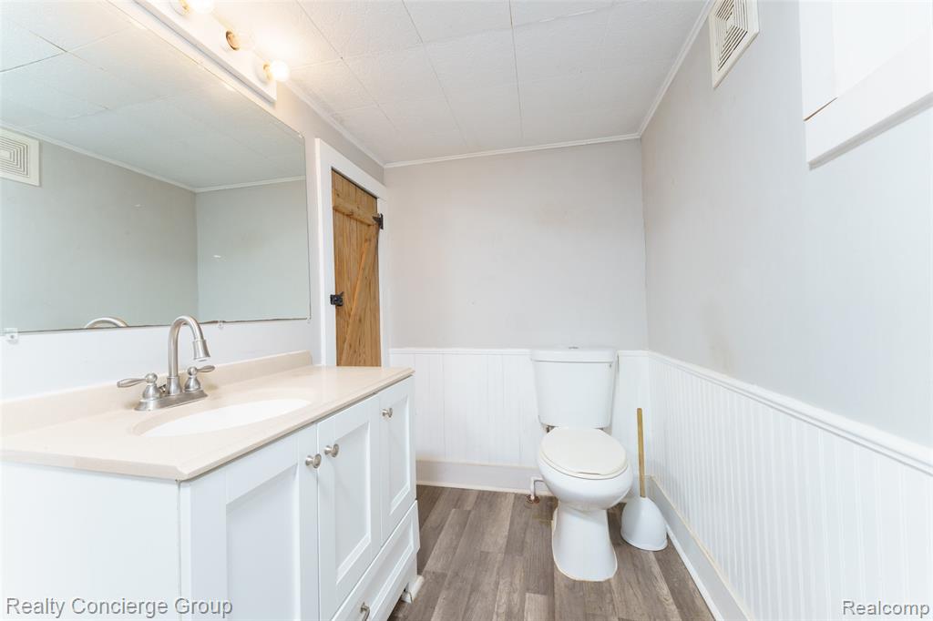 223 S Summit Street, Webberville, MI 48892 — Photo 15