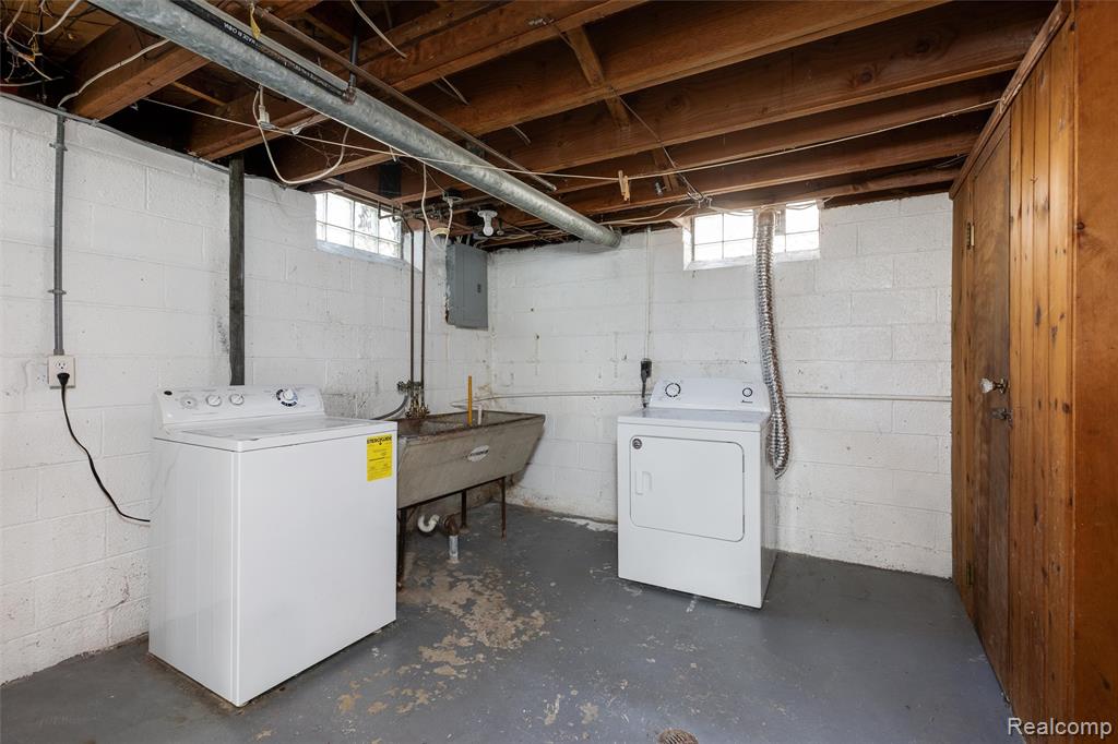 4214 S Verona Circle, Royal Oak, MI 48073 — Photo 15