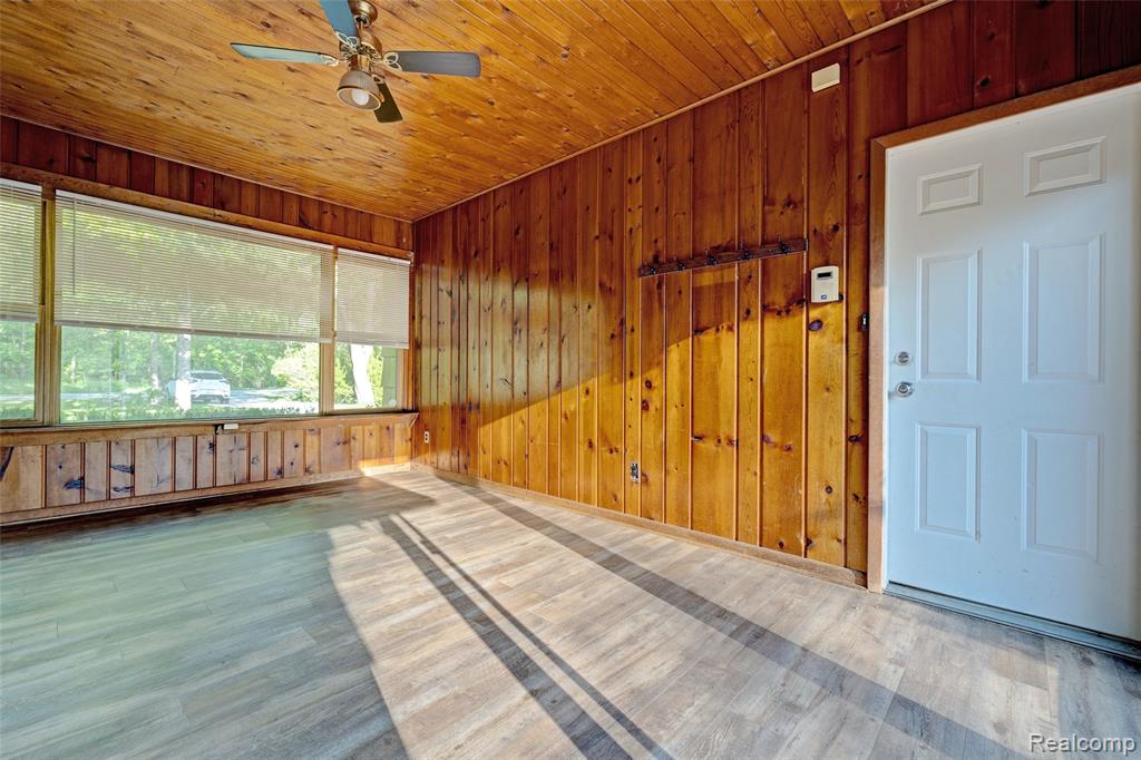 5890 Grange Hall Road, Holly, MI 48442 — Photo 14
