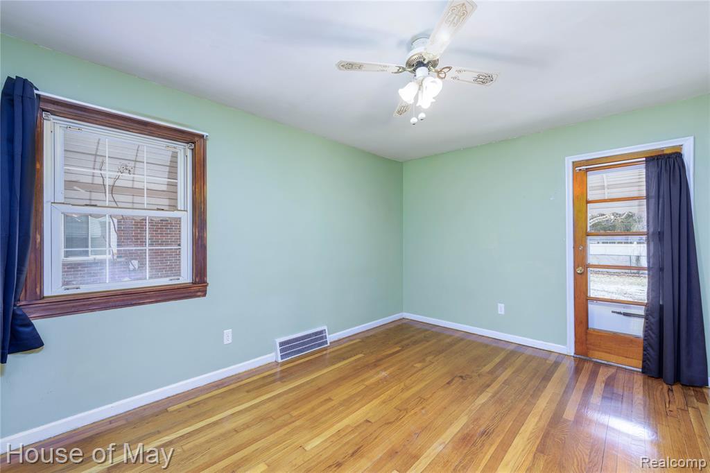 6640 Gahona Avenue, Allen Park, MI 48101 — Photo 7