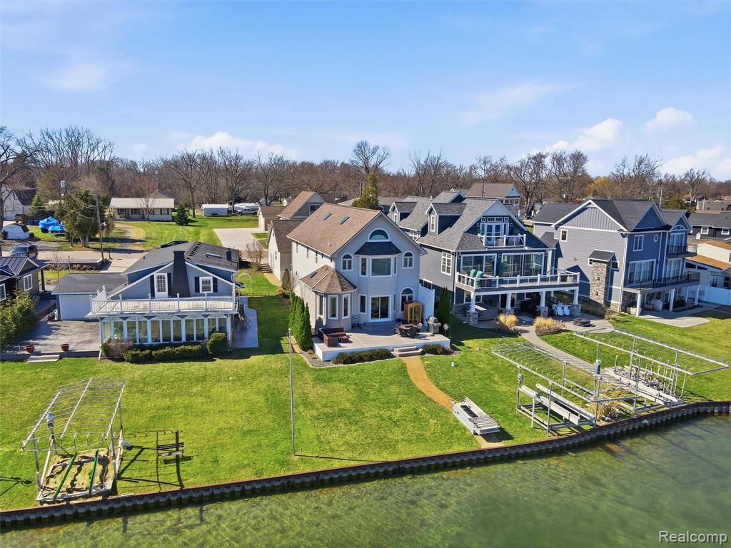 12183 Margaret Drive, Fenton, MI, 48430