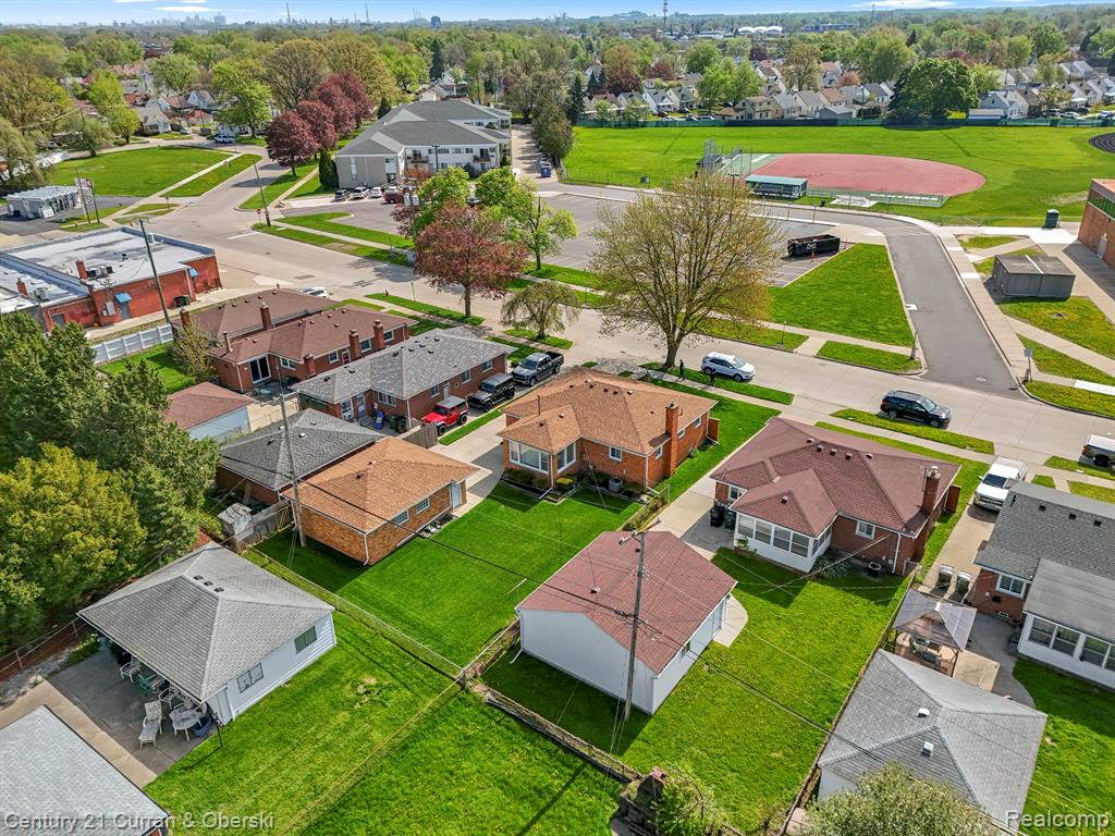 8262 Vine Avenue, Allen Park, MI 48101 — Photo 56