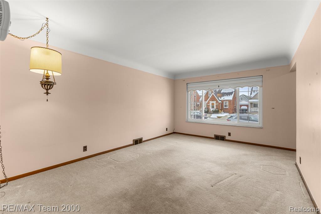 6531 Mead Street, Dearborn, MI 48126 — Photo 5