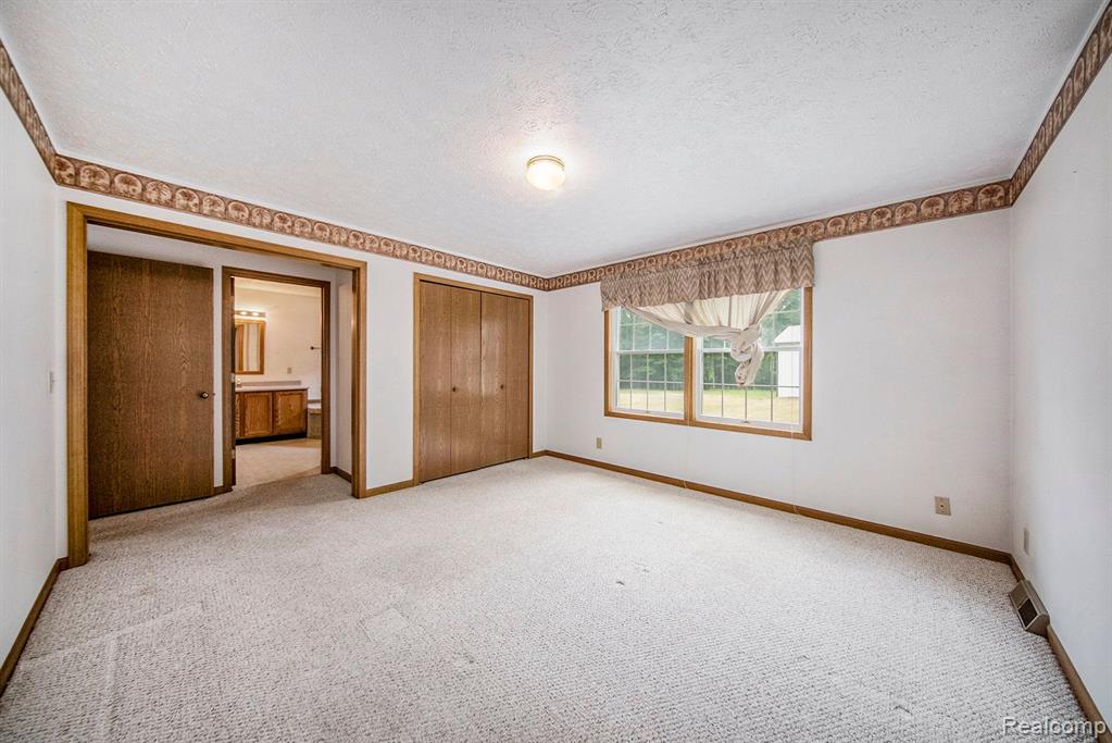 19055 SANDBORN Road, Manchester, MI 48158 — Photo 8