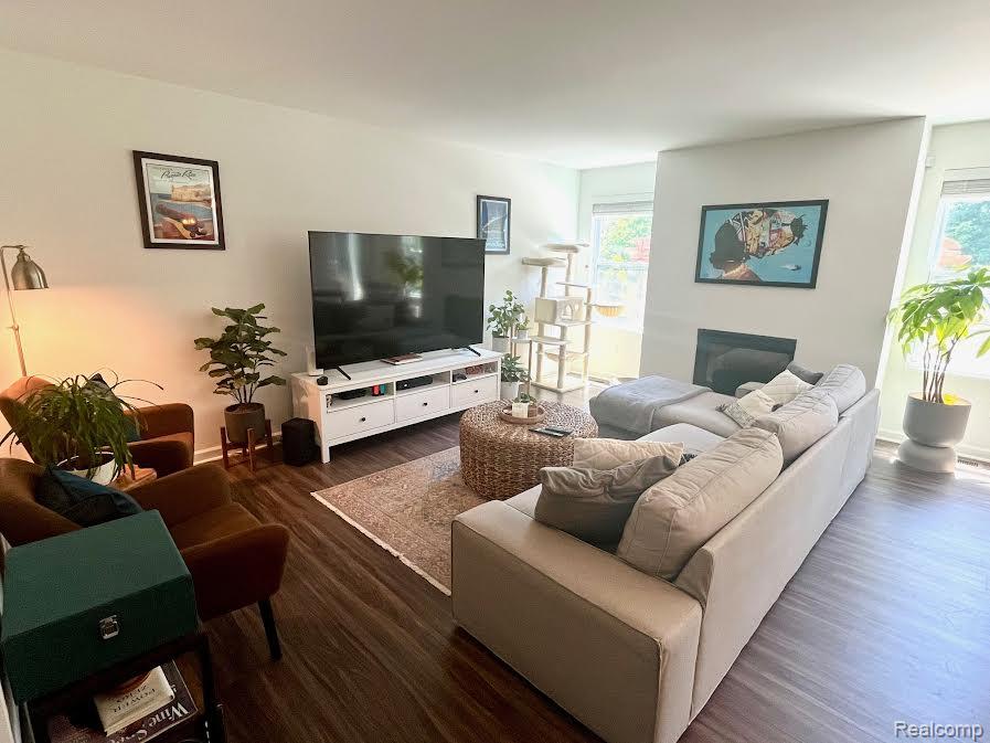 9568 S Nature View Lane, Ypsilanti, MI 48197 — Photo 8