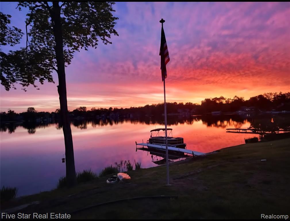 9548 Roundlake Boulevard NE, White Lake, MI — Photo 41