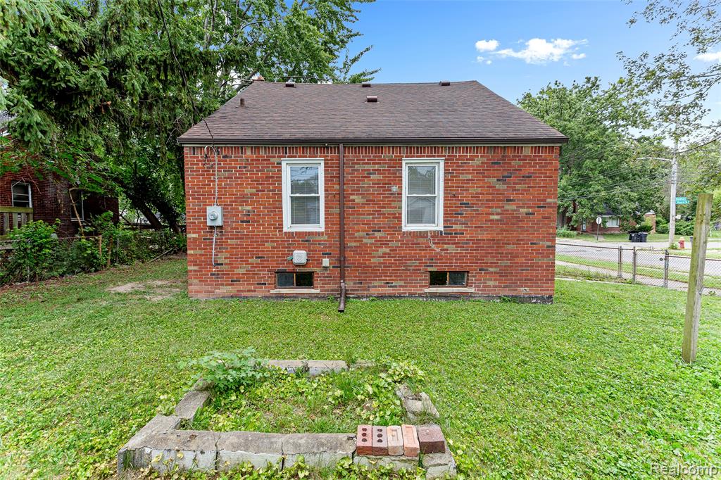 4501 Woodhall Street, Detroit, MI 48224 — Photo 21
