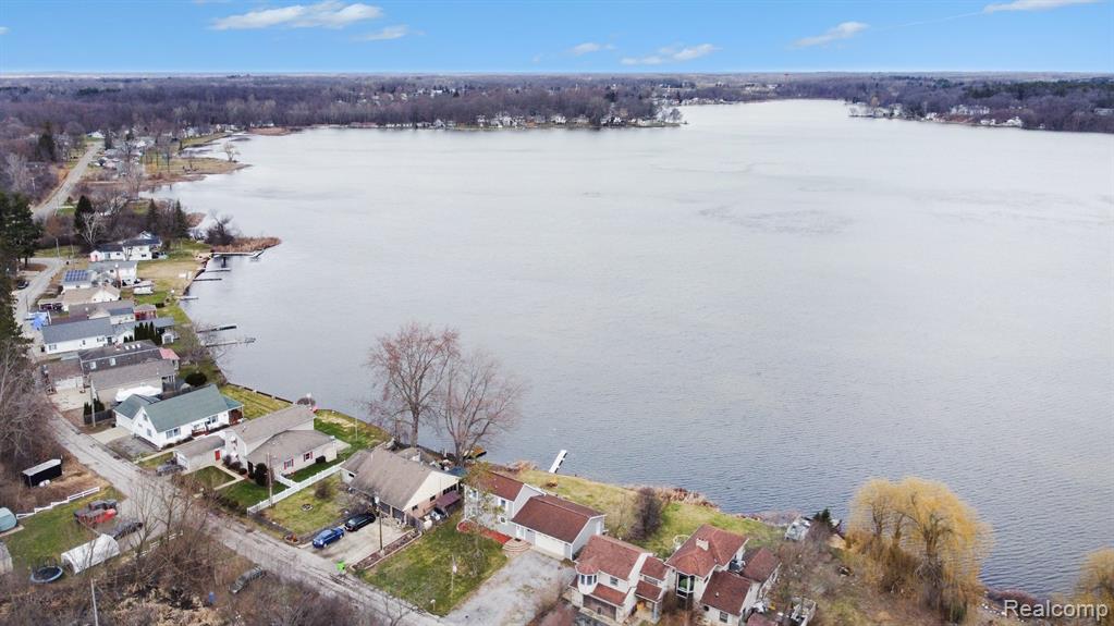 5225 Pine Drive, Jackson, MI 49201 — Photo 29