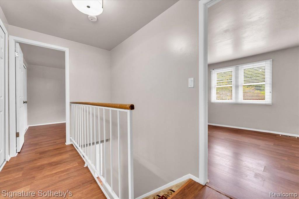 1598 BRENTWOOD Drive, Troy, MI 48098 — Photo 22