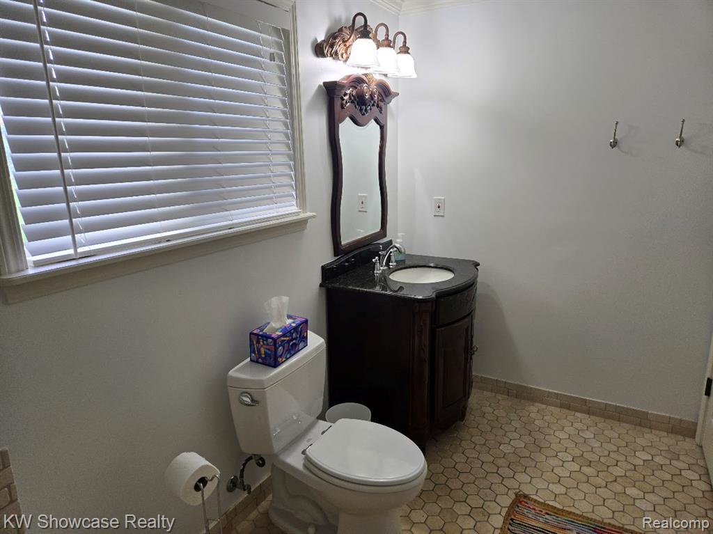 474 Beverly Island Drive, Waterford, MI 48328 — Photo 19