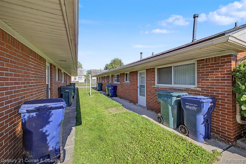 4222 Drouillard Street, Lincoln Park, MI 48146 — Photo 18