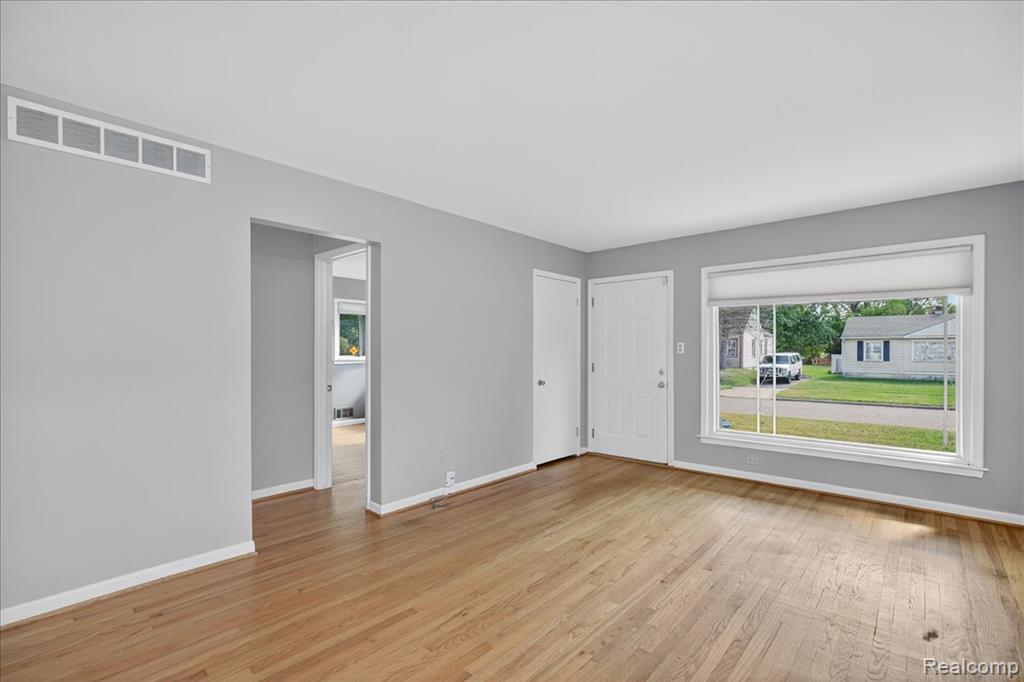 731 1st Avenue, Pontiac, MI 48340 — Photo 6
