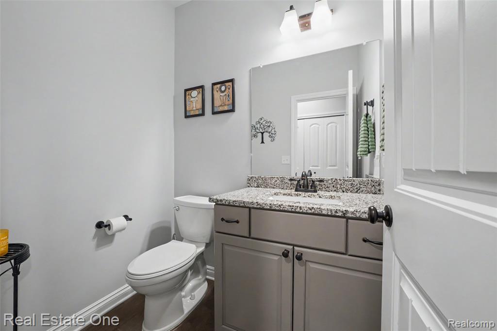 17481 Tiger Drive, Macomb, MI 48042 — Photo 23