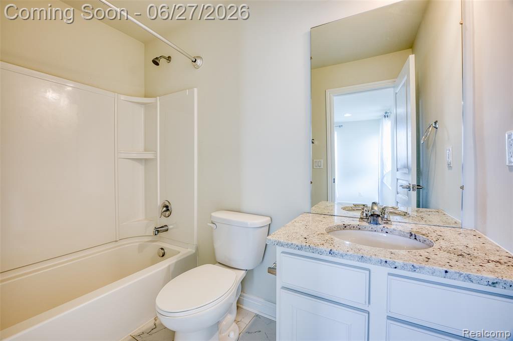3155 Huntsman Boulevard, Lake Orion, MI — Photo 38