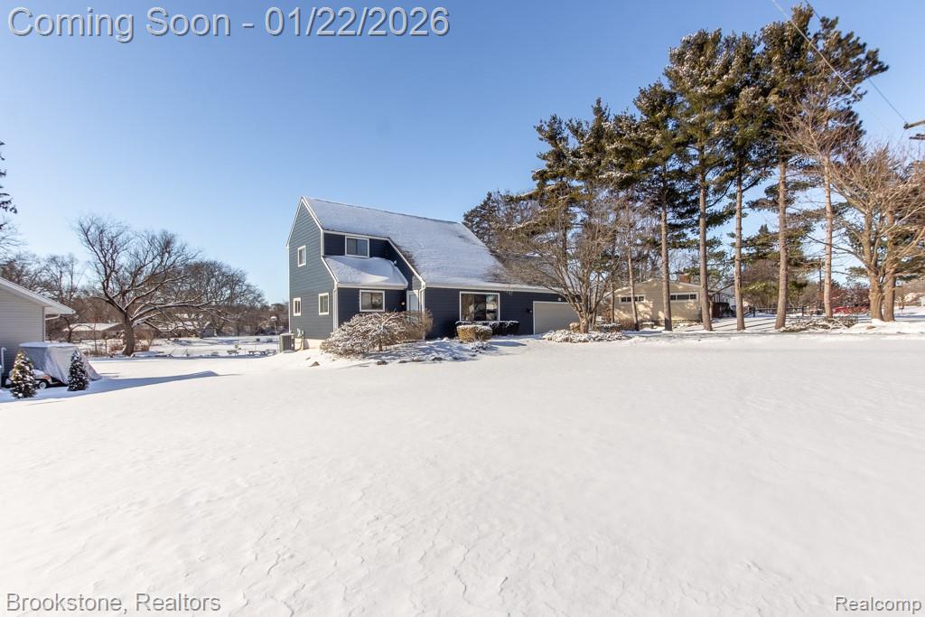 4188 Loch Drive, Highland, MI — Photo 4