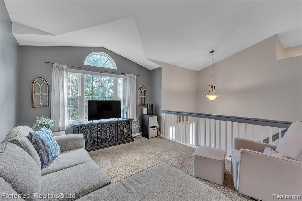 7363 Hideaway Drive, Ypsilanti, MI 48197 — Photo 8