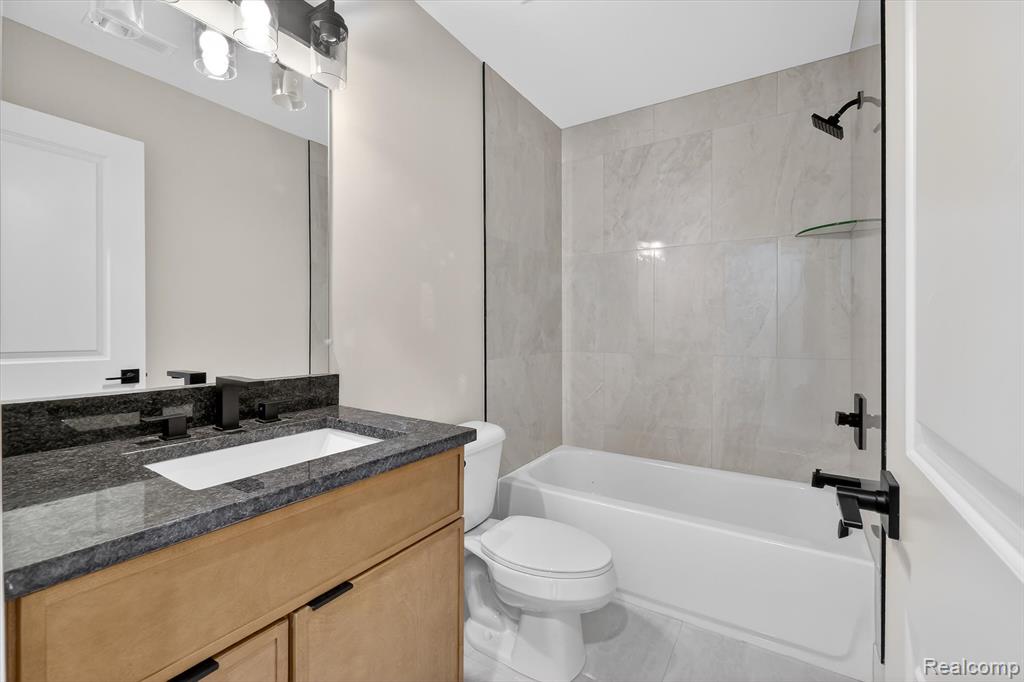 54609 Brenda Drive, Macomb, MI 48042 — Photo 34