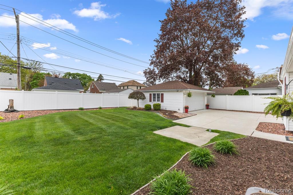 9280 REECK Road, Allen Park, MI 48101 — Photo 46