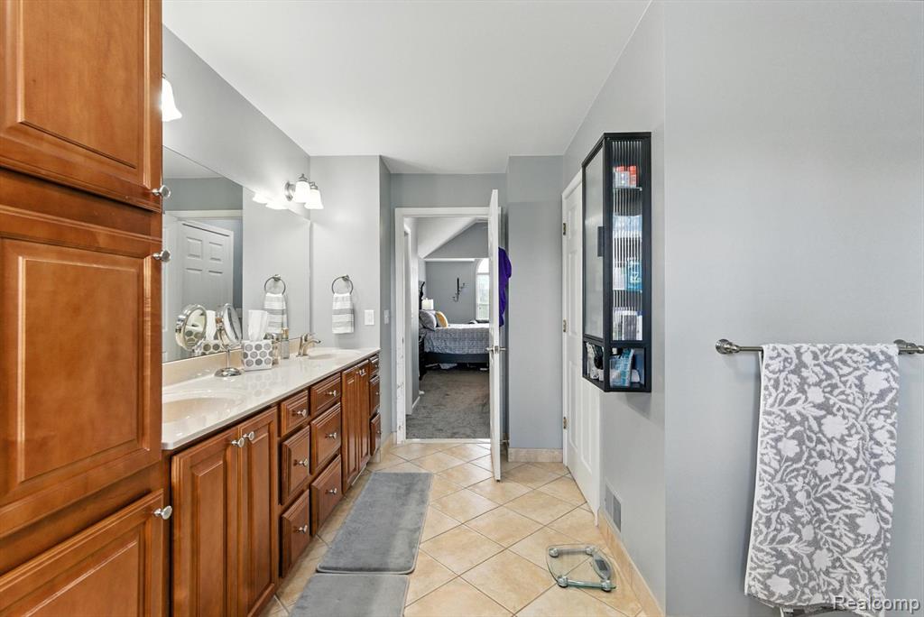 1304 Tradition Drive, Canton, MI 48187 — Photo 24