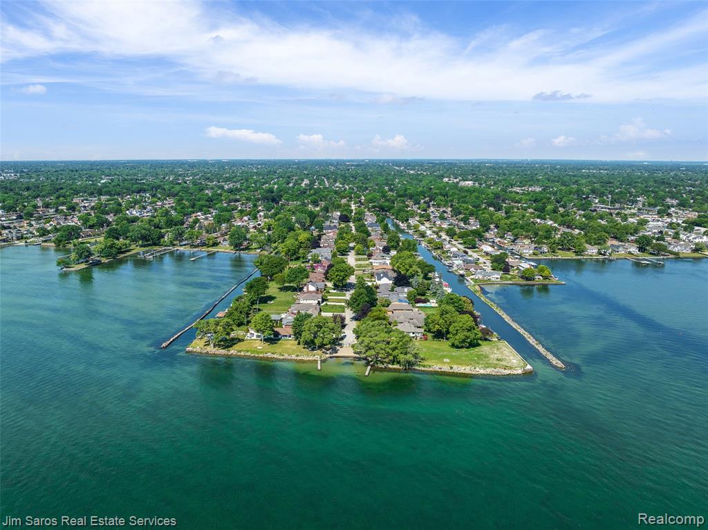 22416 Ardmore Park Drive, Saint Clair Shores, MI 48081 — Photo 35