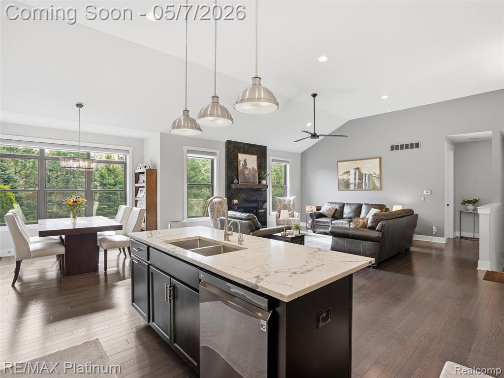 16413 Carrie Lane, Fenton, MI 48430 — Photo 20