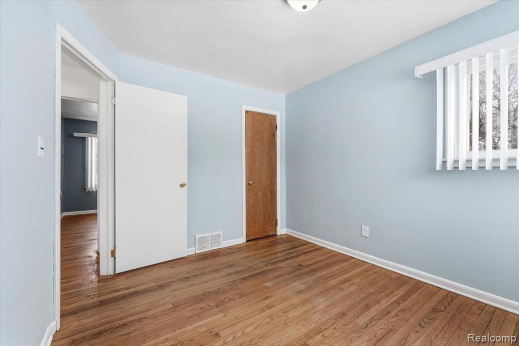 28706 Southpointe Road, Grosse Ile, MI 48138 — Photo 13