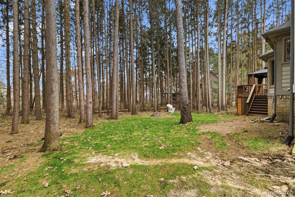 9641 Rolling Greens Drive, Pinckney, MI 48169 — Photo 37