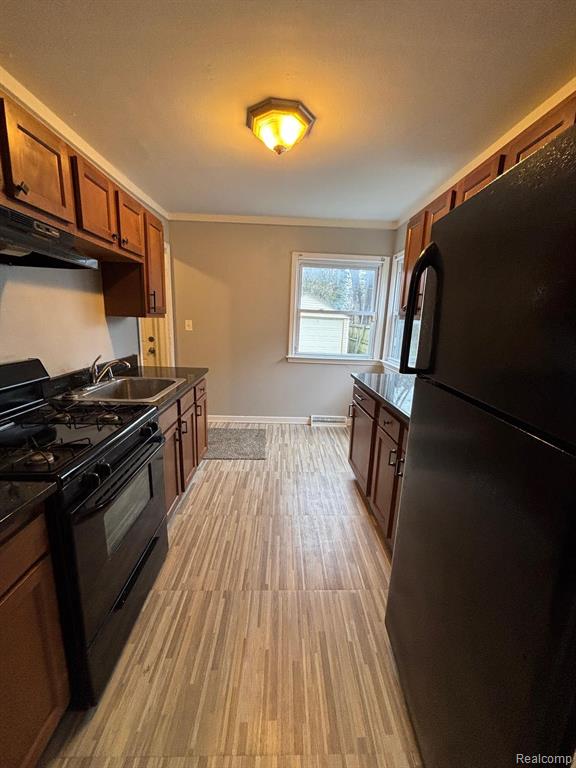 8065 PROSPECT Avenue, Warren, MI 48089 — Photo 4