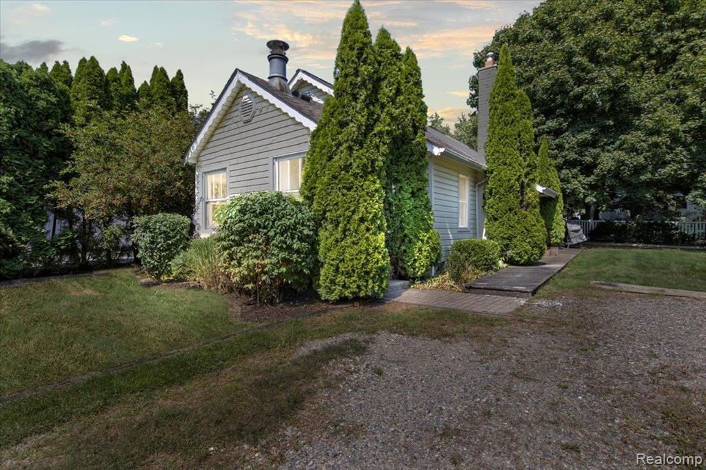 46056 SUNSET Street, Northville, MI 48167 — Photo 2
