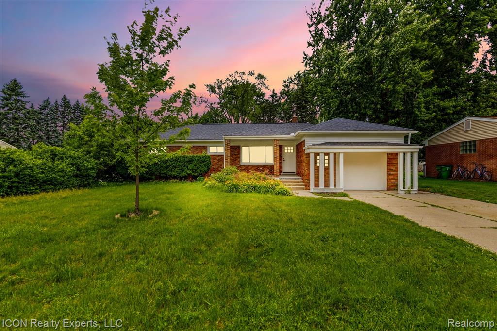 4901 Robert Street, Shelby Twp, MI 48316 — front exterior