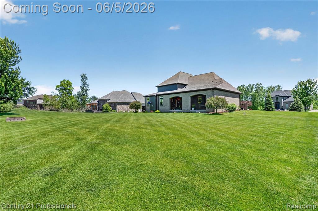 2212 Heidi Drive, Oxford, MI 48370 — Photo 59