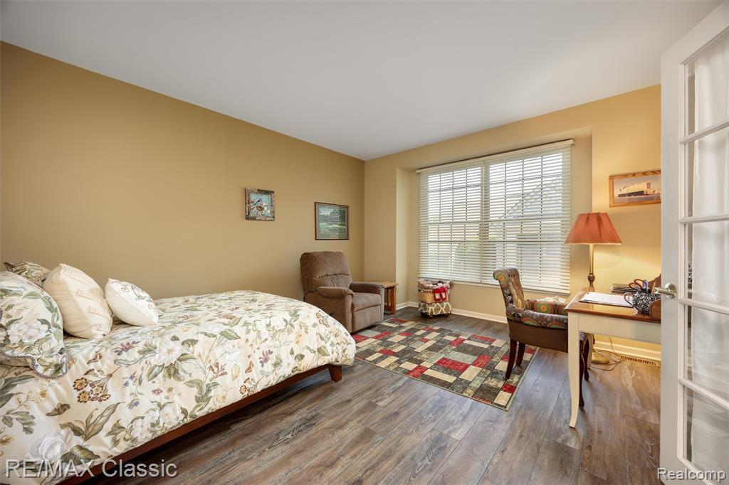 16934 Lochmoor Circle W, Northville, MI 48168 — Photo 22