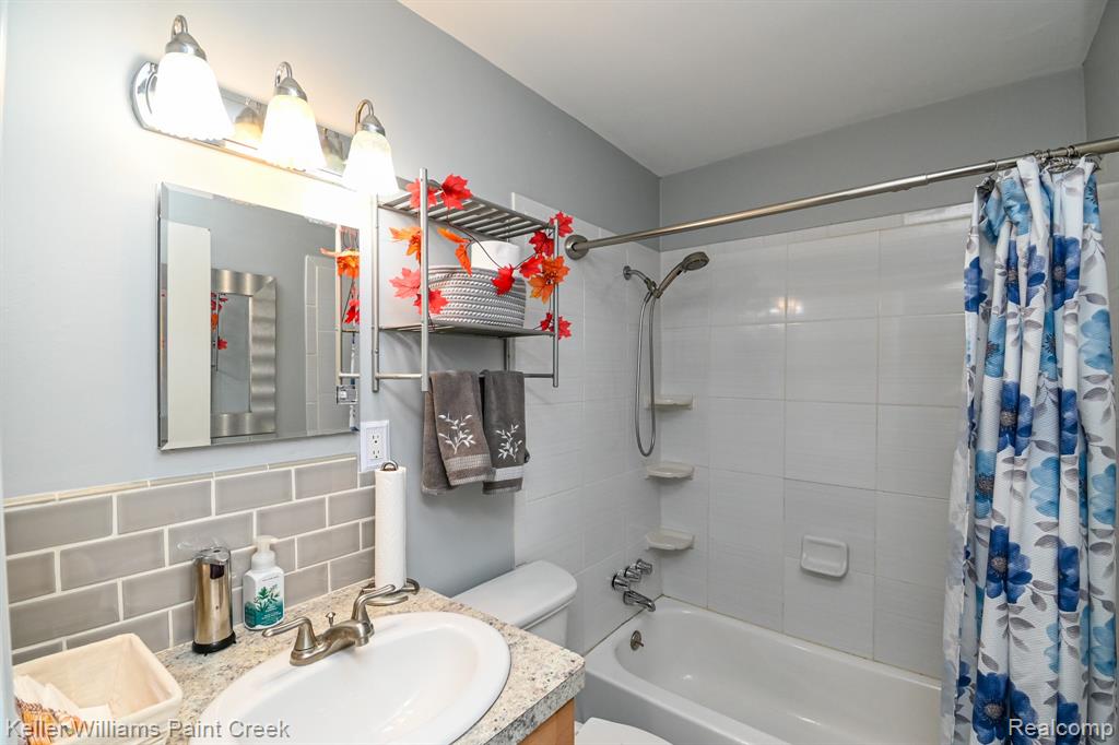7359 McKinley, Center Line, MI 48015 — Photo 11