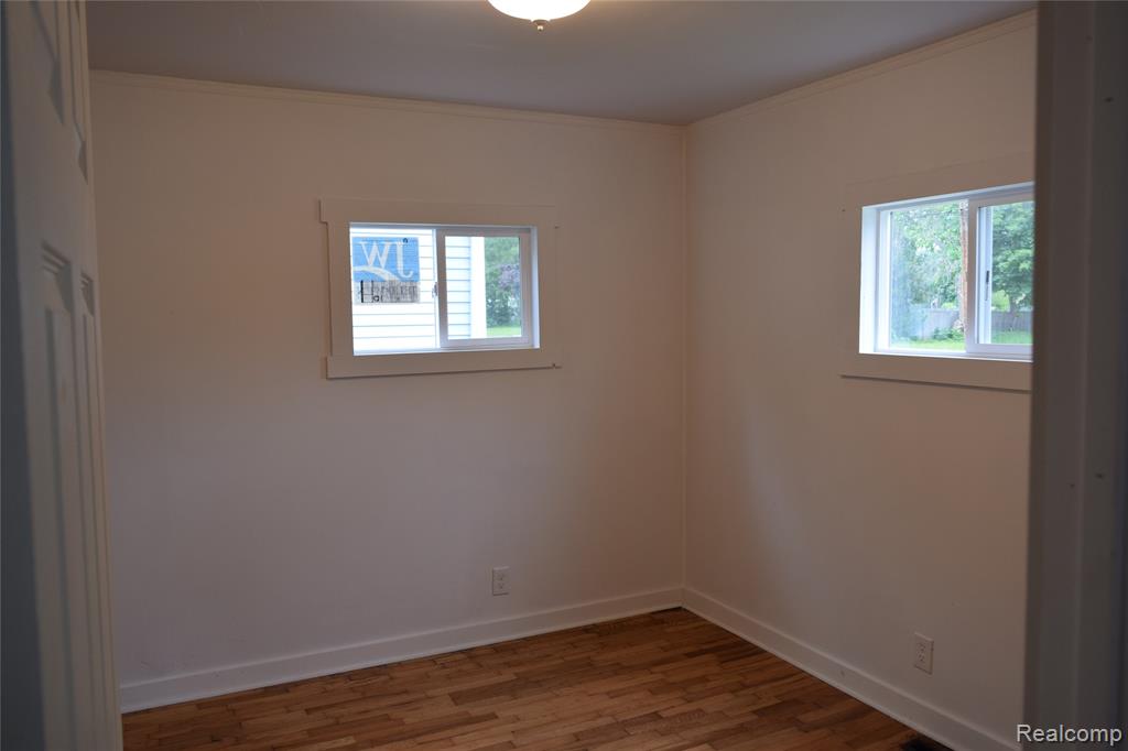 821 Vermilya Avenue, Flint, MI 48507 — Photo 6