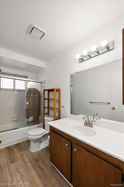 39622 UNIVERSITY Drive, Sterling Heights, MI 48310 — Photo 28