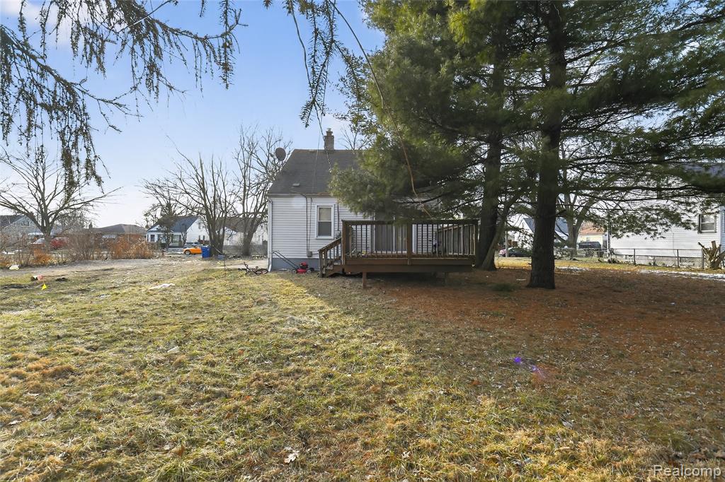7296 Dacosta, Redford, MI 48239 — Photo 24