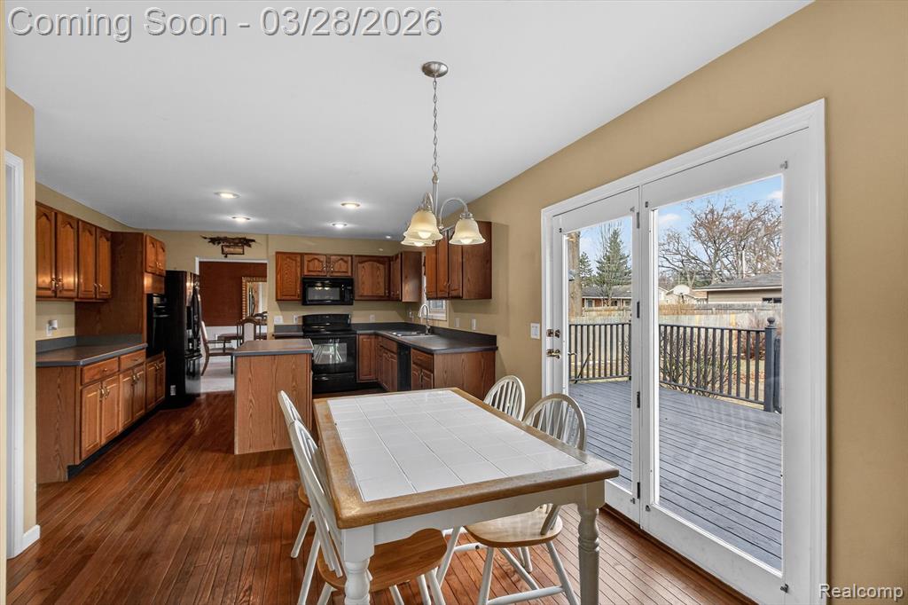 150 Bradley Street, Commerce Twp, MI 48382 — Photo 22