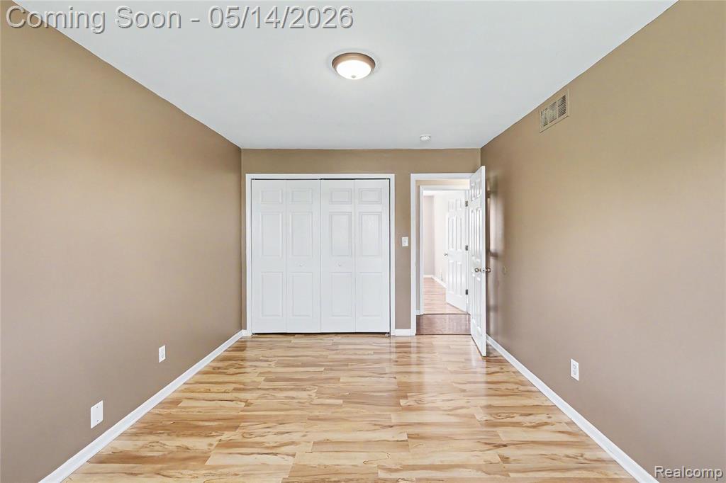 7409 Seymour Road, Swartz Creek, MI 48473 — Photo 12