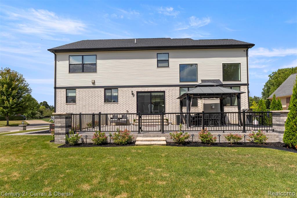 14079 Cobblestone Court, Belleville, MI 48111 — Photo 42