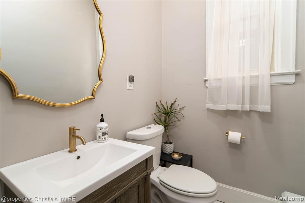 8604 La Salle Boulevard, Detroit, MI 48206 — Photo 16